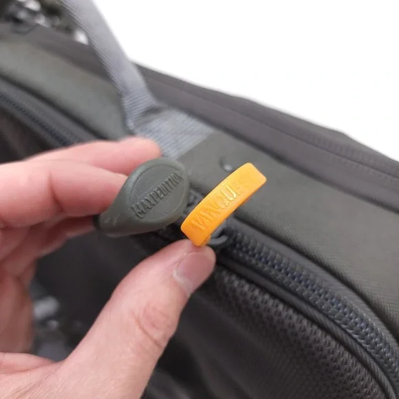 Maxpedition AGR Tactical Skyvale EDC Messenger Ripstop Military Laptop Bag Gray Duffel Bags